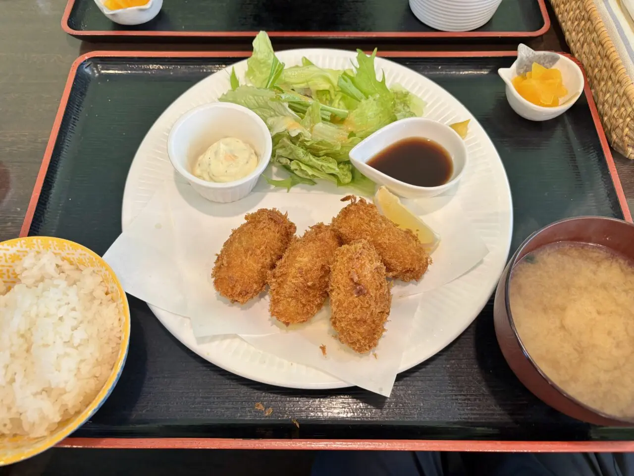 「カキフライ定食」